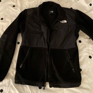 Men’s  medium black Denali jacket- like new